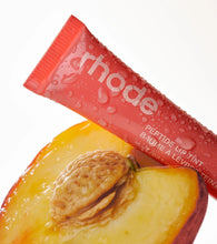 Cargar imagen en el visor de la galería, Limited Edition Summer Peptide Lip Tint Rhode - Peach pit