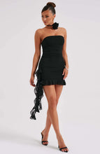 Cargar imagen en el visor de la galería, Luxury Night Dress Black
