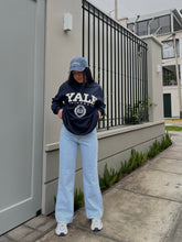Cargar imagen en el visor de la galería, Sweatshirt oversize YALE (blue)
