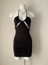 Cargar imagen en el visor de la galería, Foxy Cut Dress Black
