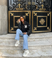 Cargar imagen en el visor de la galería, Luxury Varsity Jacket Black /Black
