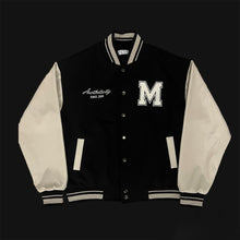 Cargar imagen en el visor de la galería, Luxury Varsity Jacket Black / Beige
